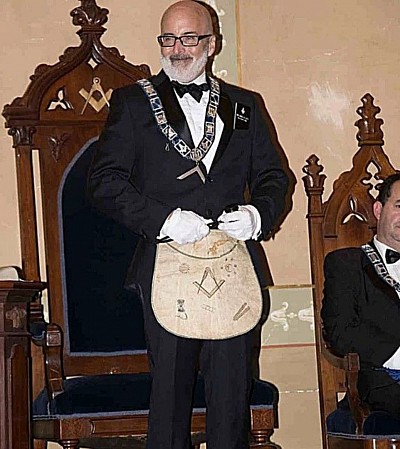 Melhor discib para Trabalhar em unidade para a amargura de todos em um, pois o mundo precisa de união